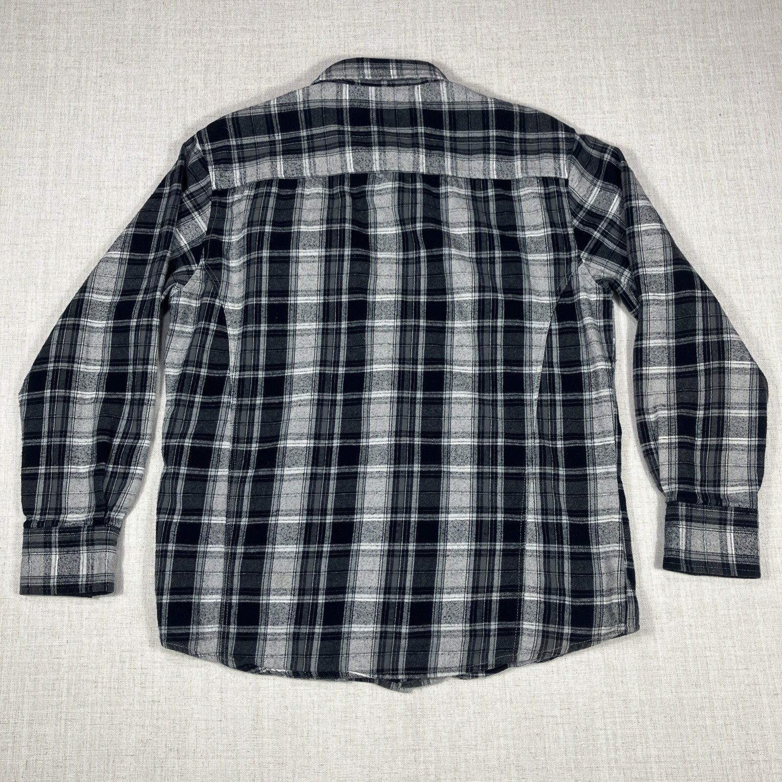 Franky Max Women’s Flannel Size Large Button Pearl Snap Zip Pockets
