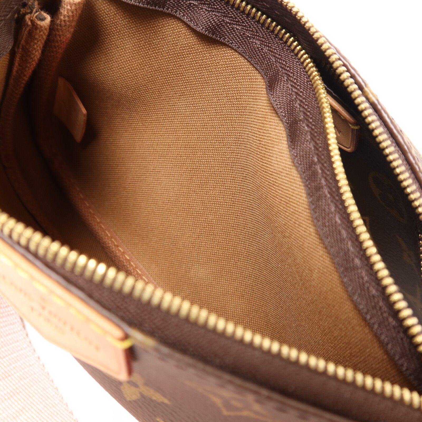 LOUIS VUITTON LV GHW Multi Pochette Accessoires 2 Way Bag M44840 Monogram Brown
