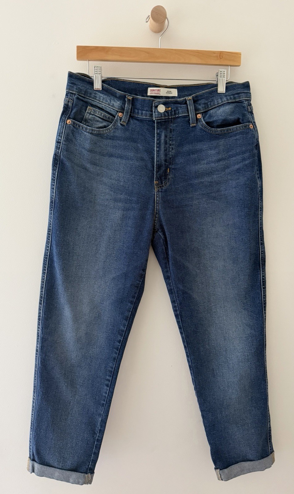 Signature Levi Strauss Heritage Boyfriend Women’s Cuffed Denim Cropped Pants 29