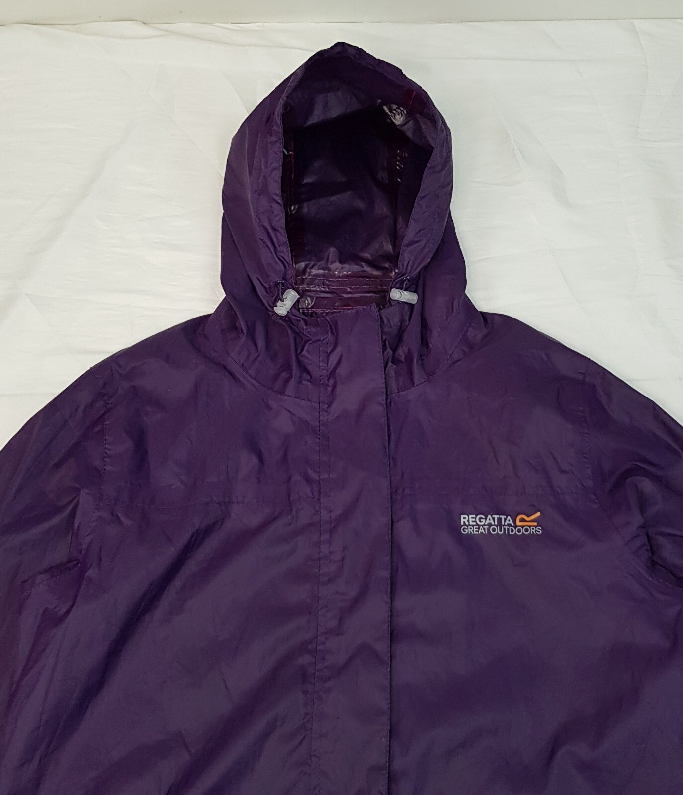 REGATTA SIZE 10UK M WOMENS PURPLE WATERPROOF LIGHTWEIGHT JACKET HOODED RAINCOAT