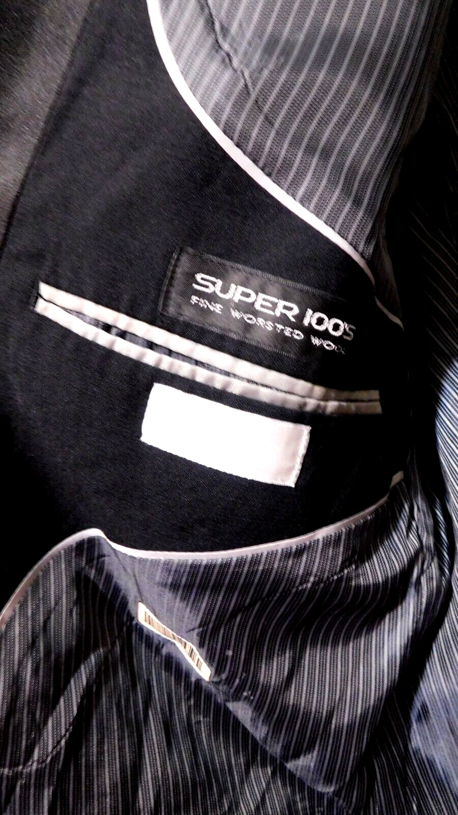 Calvin Klein~Fine Worsted Polyester & Wool Black Tuxedo Jacket Size 48L Slim Fit