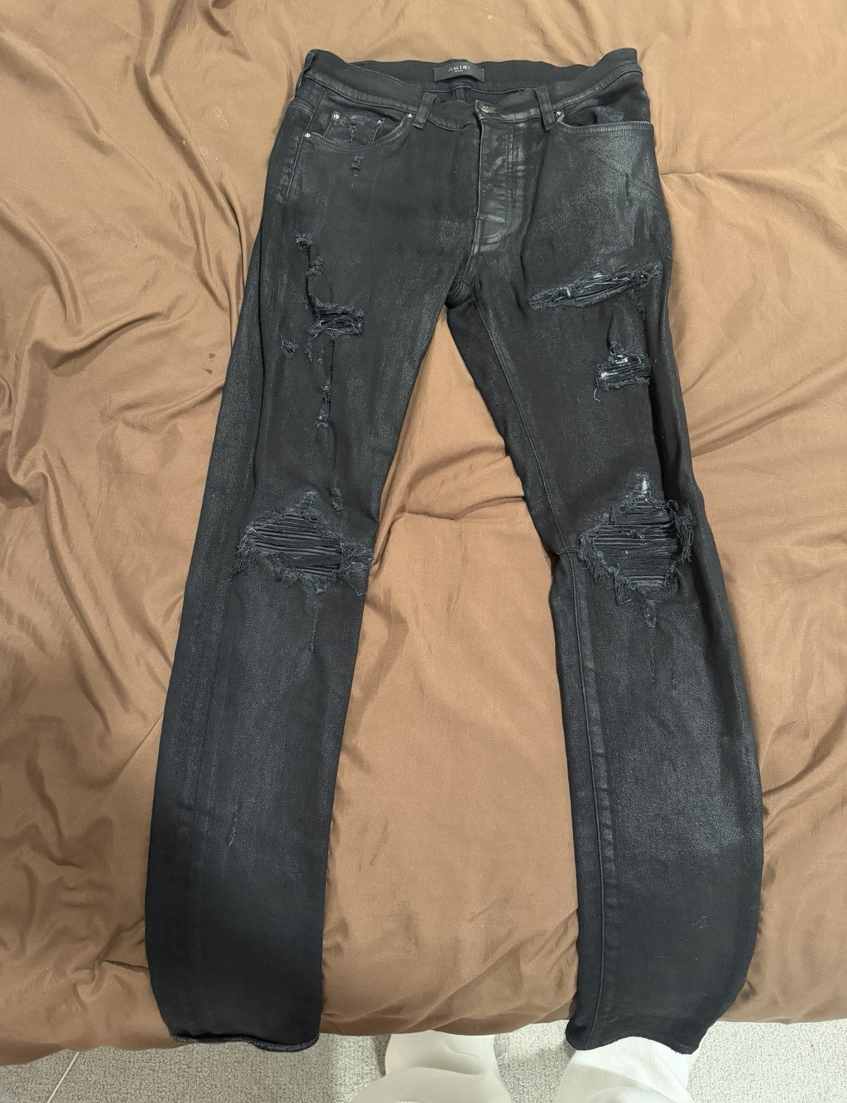 AMIRI Black Waxed Distressed Slim Fit Skinny Denim Jeans 5-Pocket Button Zip