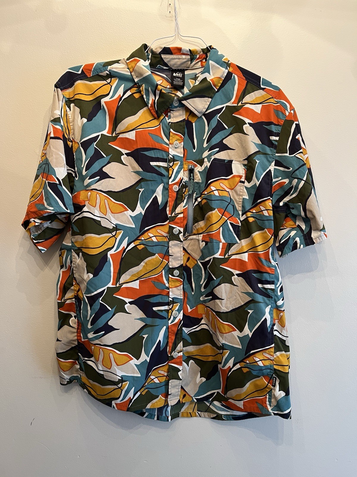 REI Trailmade Short Sleeve Button Down Shirt Bright Leaves Men’s Size Large