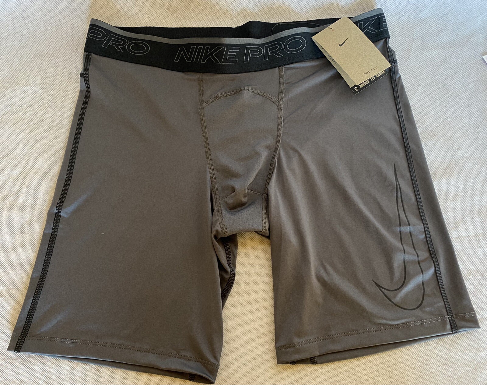 NIKE PRO Size XL Gray Black Tight Fit Men’s Training Long Shorts Move To Zero
