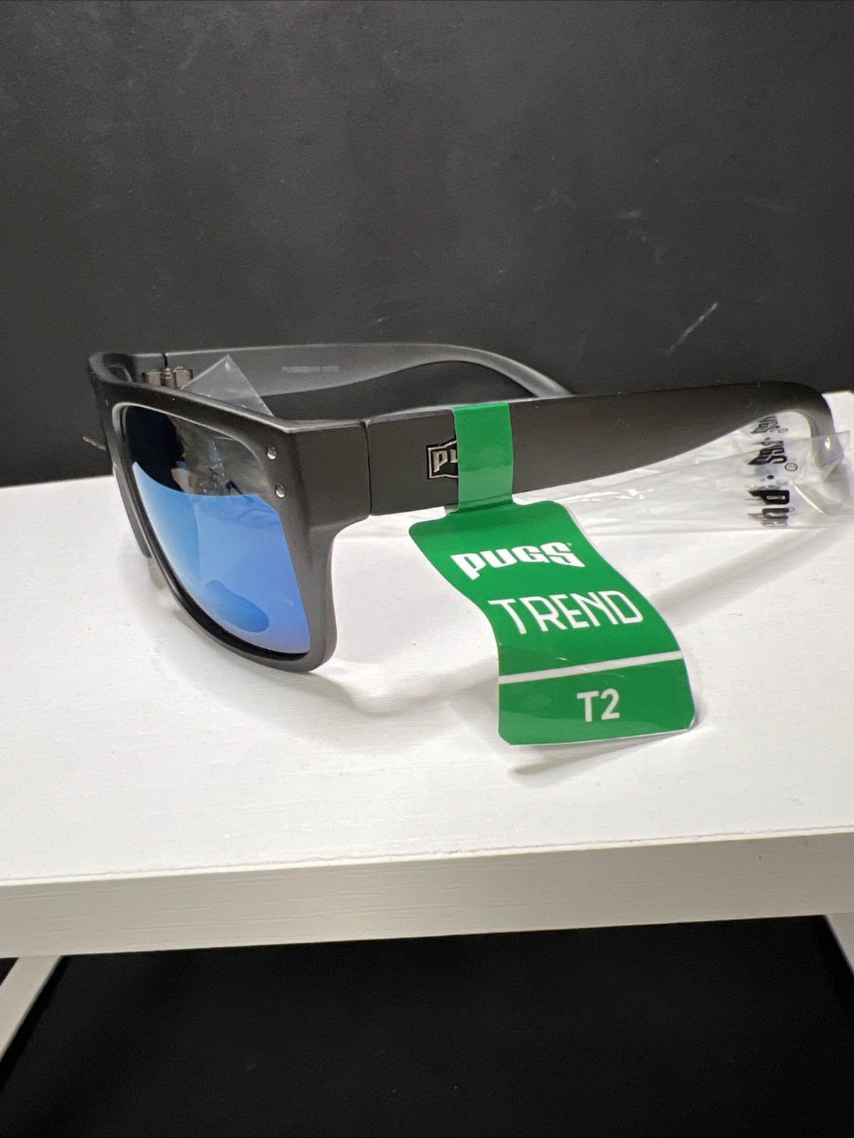 Pugs Trend T2 Sunglasses w/ Gray Frame & Blueish Colored Lenses New UV400