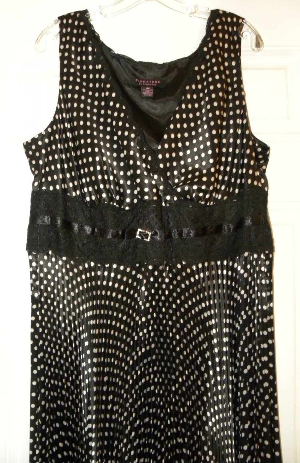 New SIGATURE by Robbie Bee Sleeveless Dress Black/Ivory Polka Dots Size 18