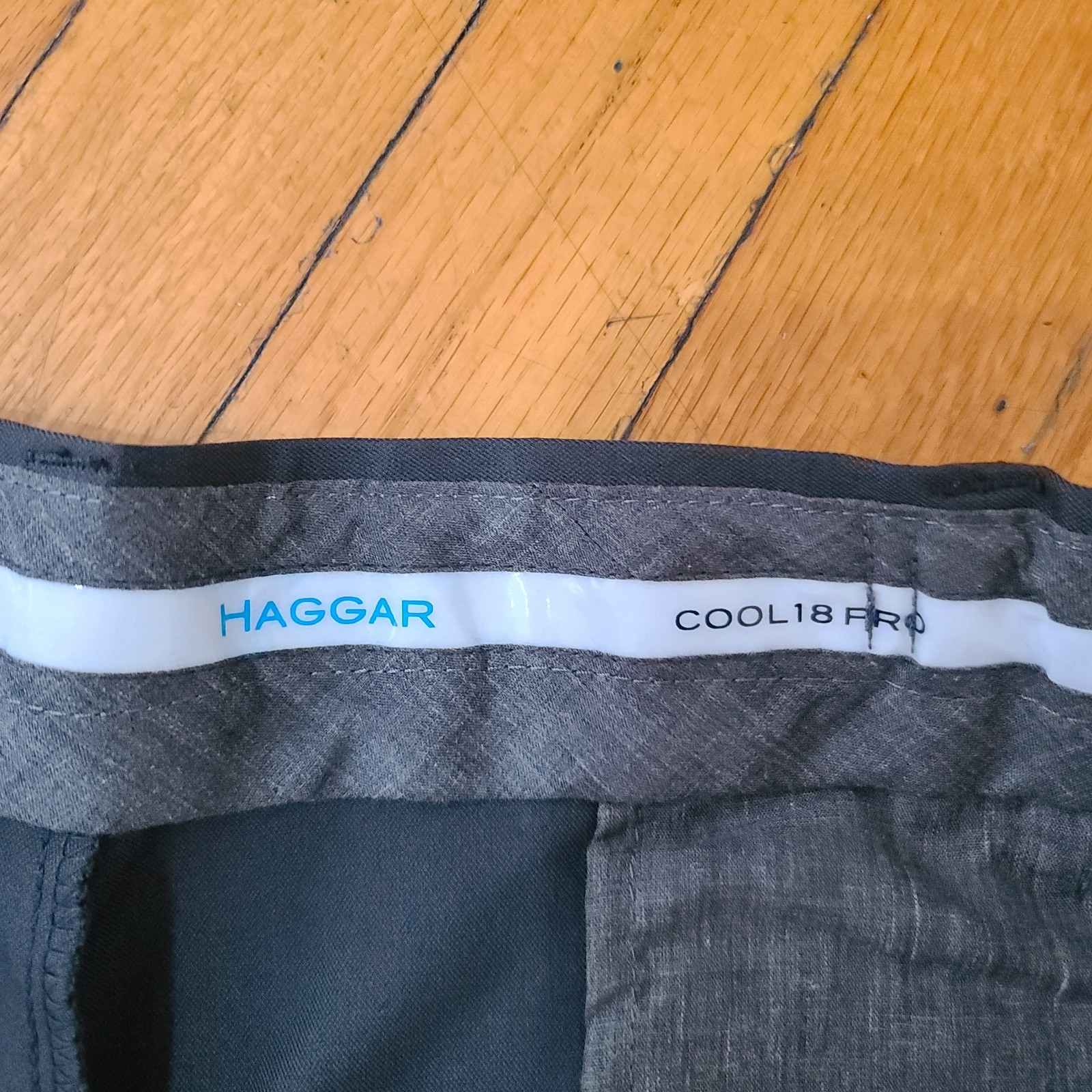 Pleated Haggar Cool 18 Pro Dress Pants Men’s 40×29 Dark Gray Classic Fit
