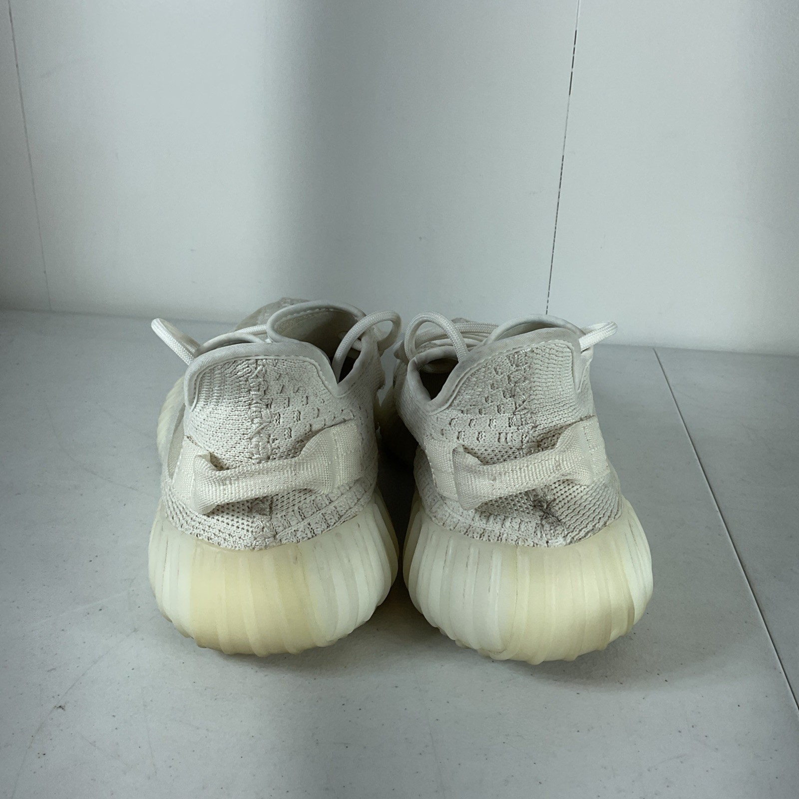 adidas Yeezy Boost 350 V2 Bone 10 Very Nice See Photos