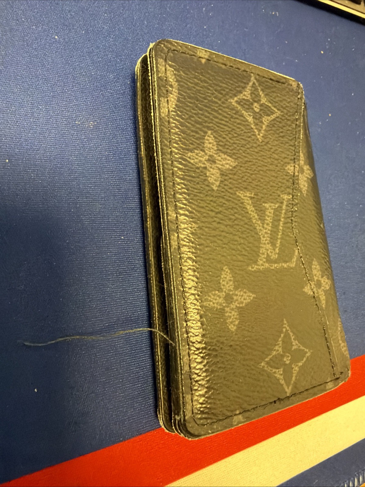 Louis Vuitton Men’s Wallet