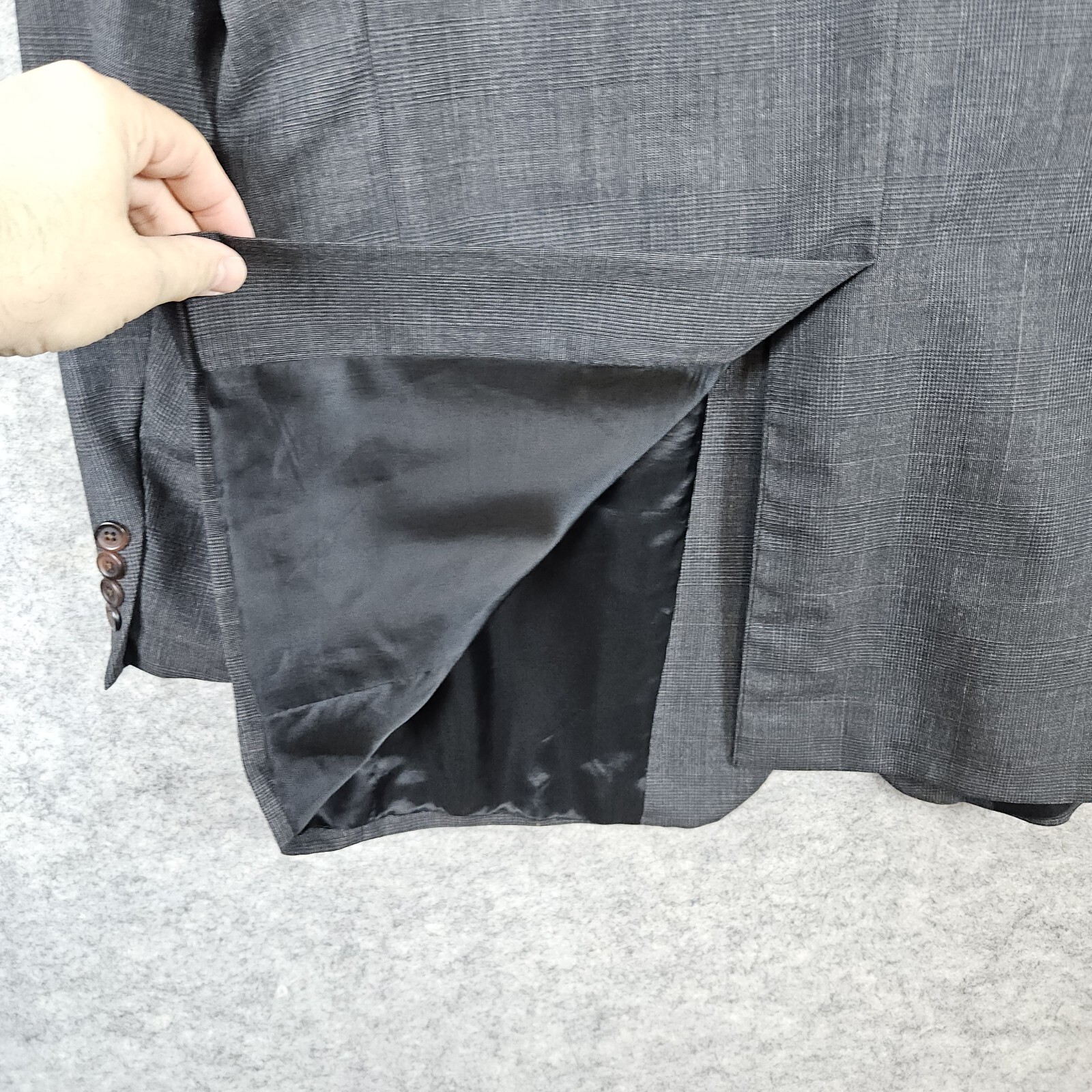 Chaps Ralph Lauren Men’s Blazer Size 44R Dark Gray Windowpane 100% Wool 2-Button