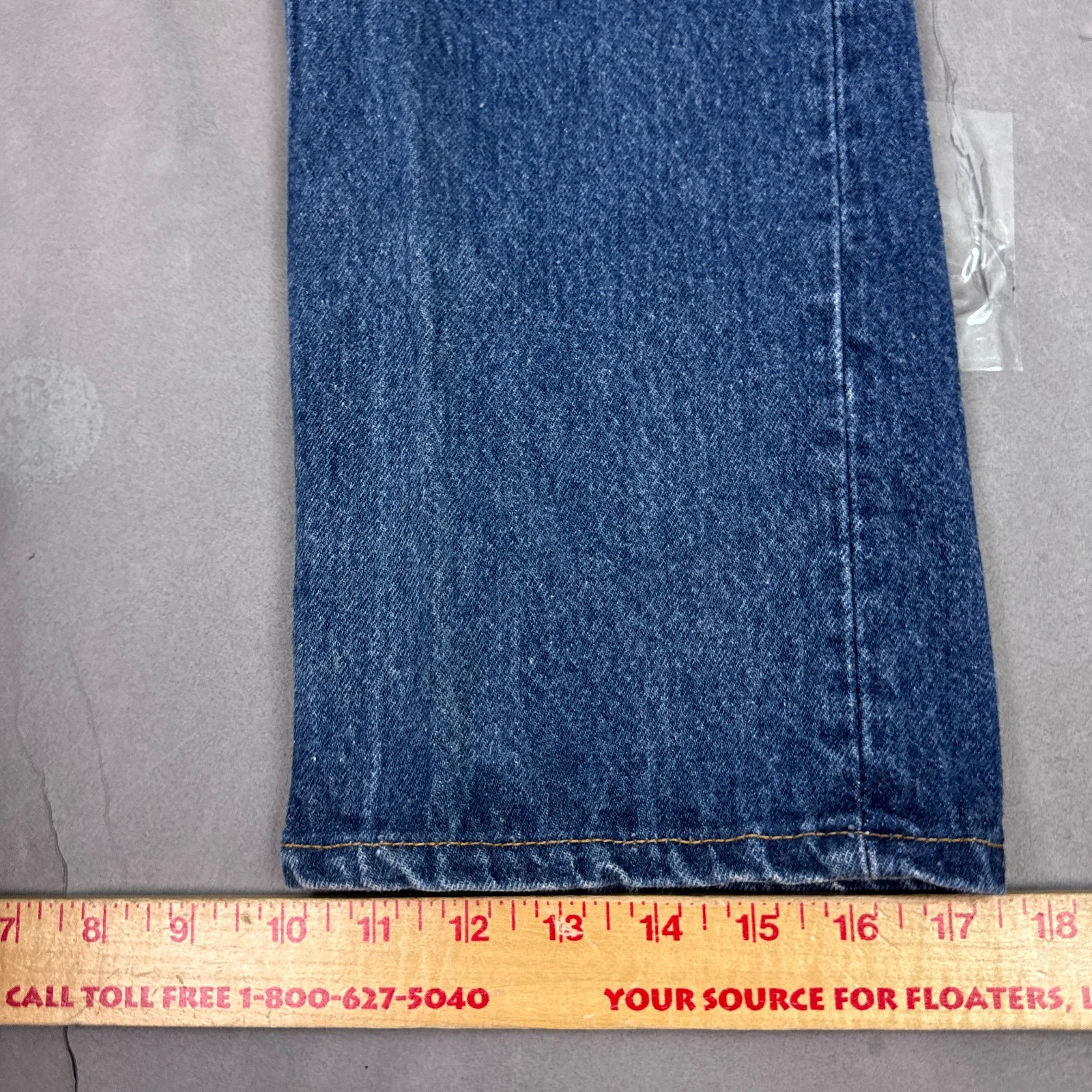 Vintage Levis 501 Jeans Mens 28×36 Blue 90s Made USA Denim Pants (Tag31x36)