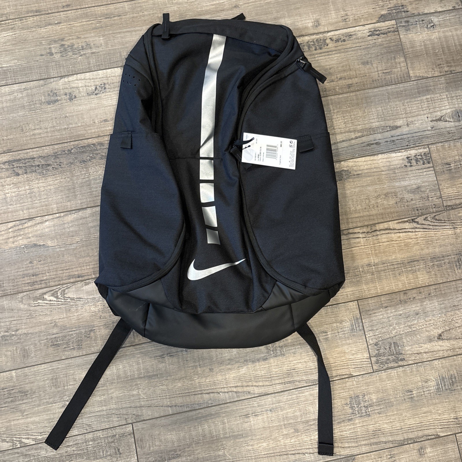 BRAND NEW – Nike Hoops Elite Pro Men’s Basketball Backpack – Black/Silver