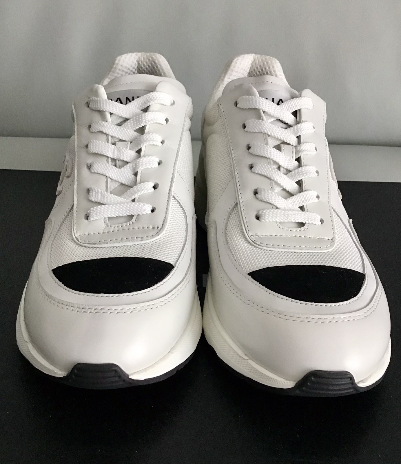 Fashion Sneakers Shiny Calfskin Leather White/Black Suede/Mesh-Size 8.0-8.5 NEW
