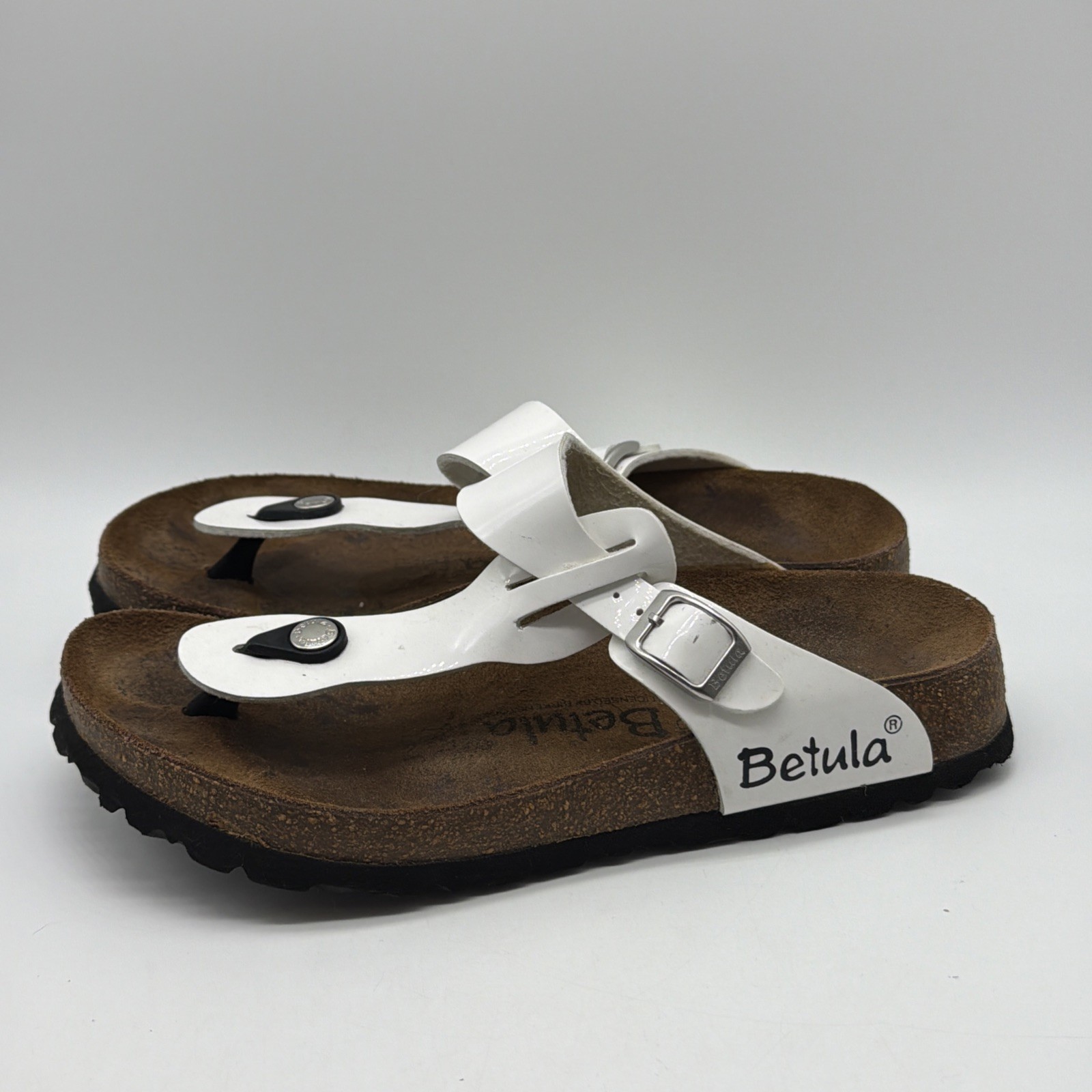 Betula Birkenstock Womens Gizeh White Patent Sandals Size 38 US 7 Reg