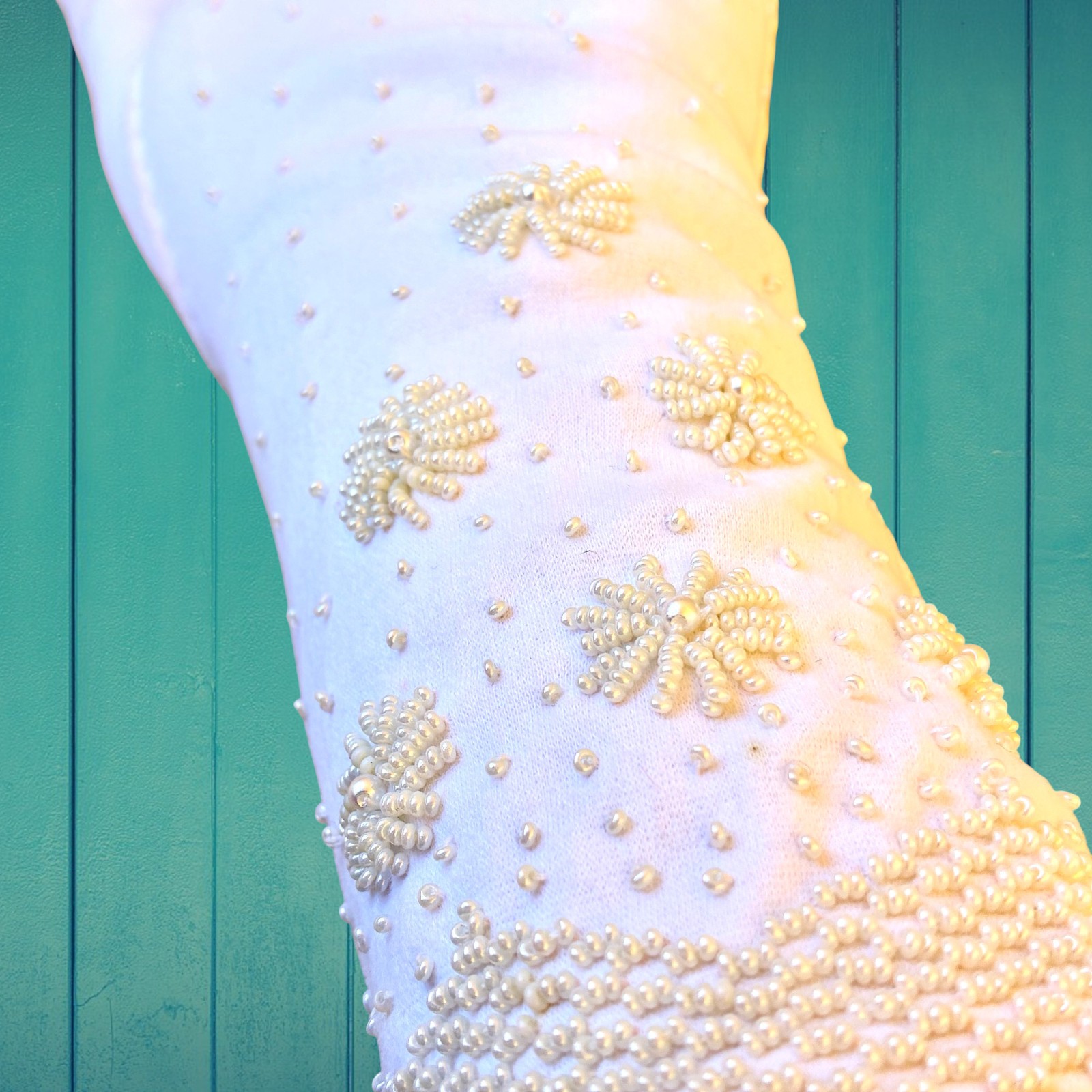 Vintage Hong Kong White Gloves With Beads Flowers Mid Elbow Length Womens 7