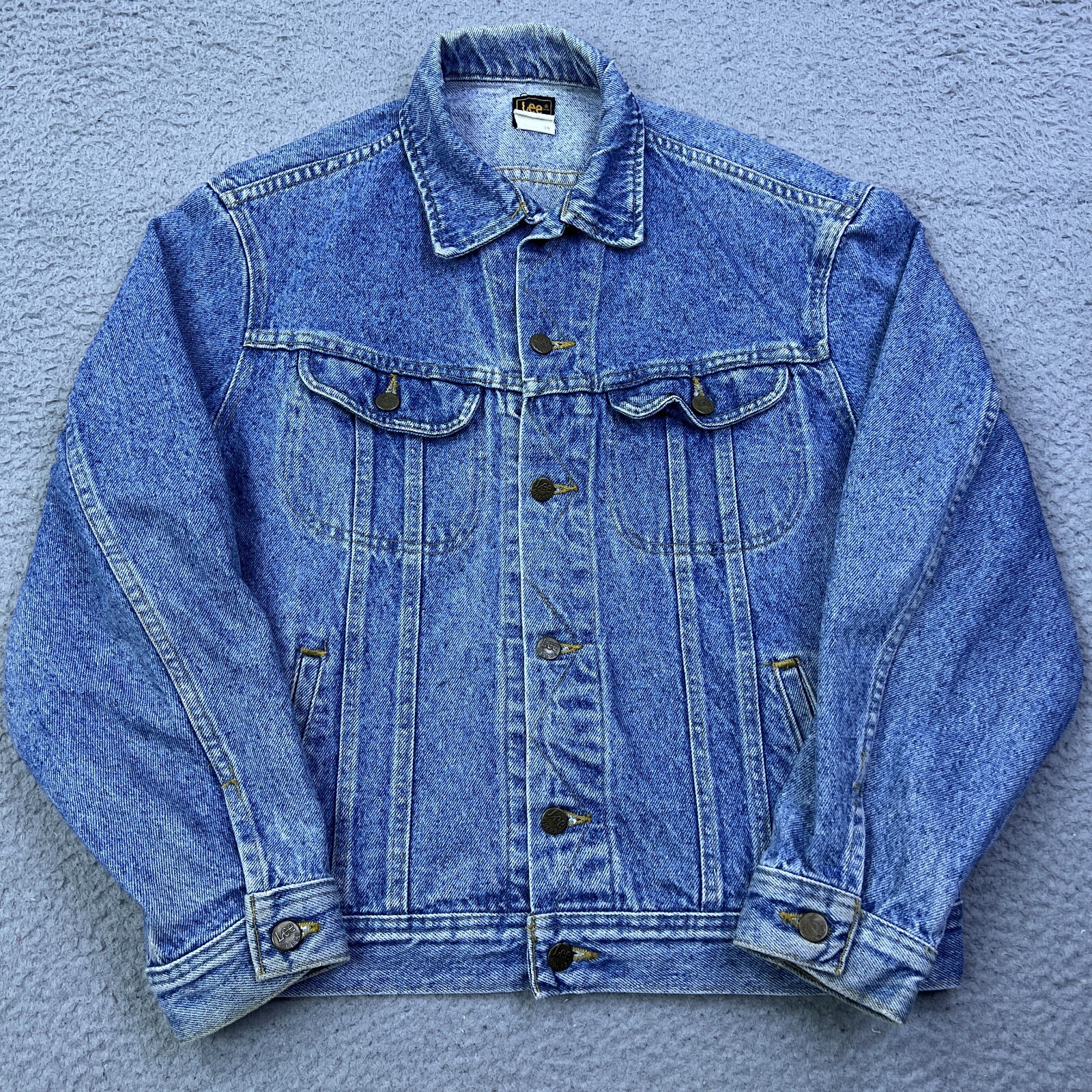 VTG Lee Womens Denim Trucker Jacket 39 M Blue Jean 90s 80s USA Made Button Up