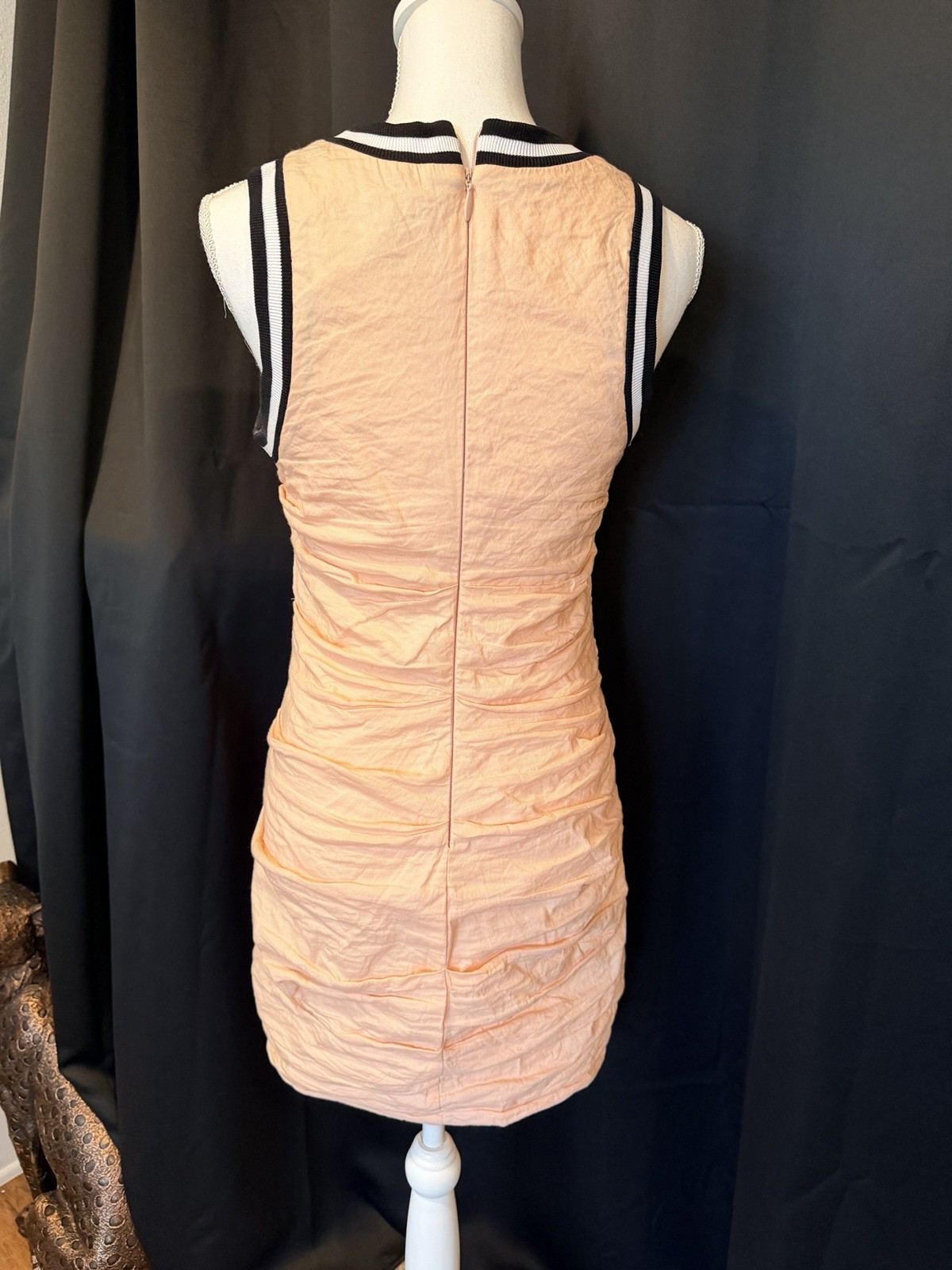 Nicole Miller Collection Peach Ruched Knit Sheath Dress Round Neck Sleeveless 12