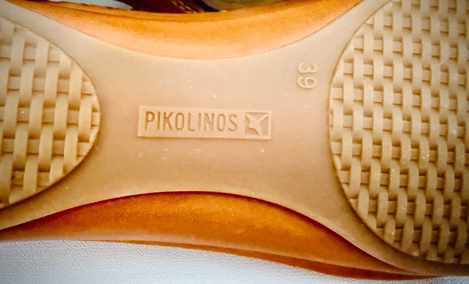 NWOB * Pikolinos Cadaqués Flat Closed Toe Buckle Heel Strap Sandals 39 / 8.5