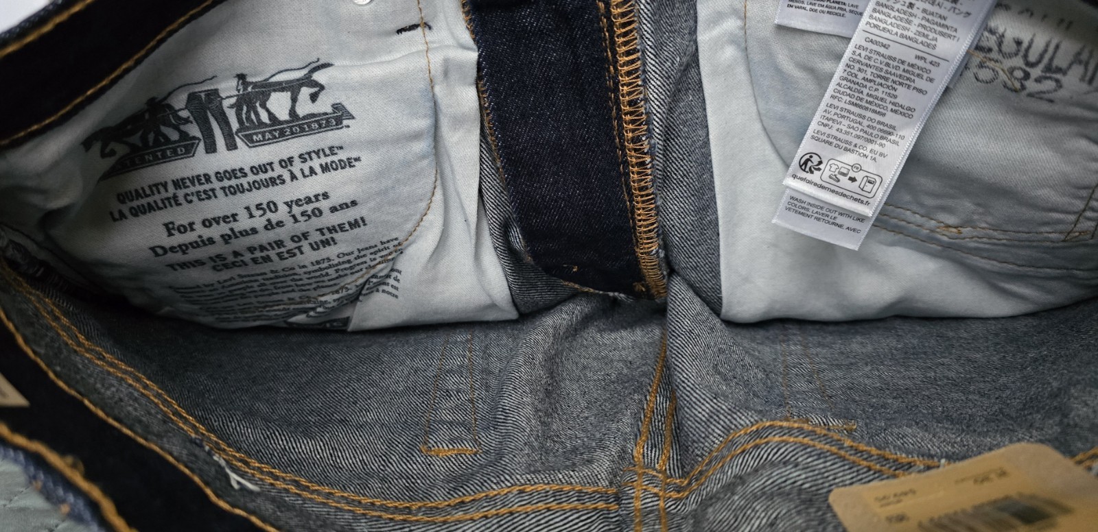 NWT Levi’s 517 Bootcut Jeans Mens 31×30 Blue Dark Wash Demin Cotton Western NEW