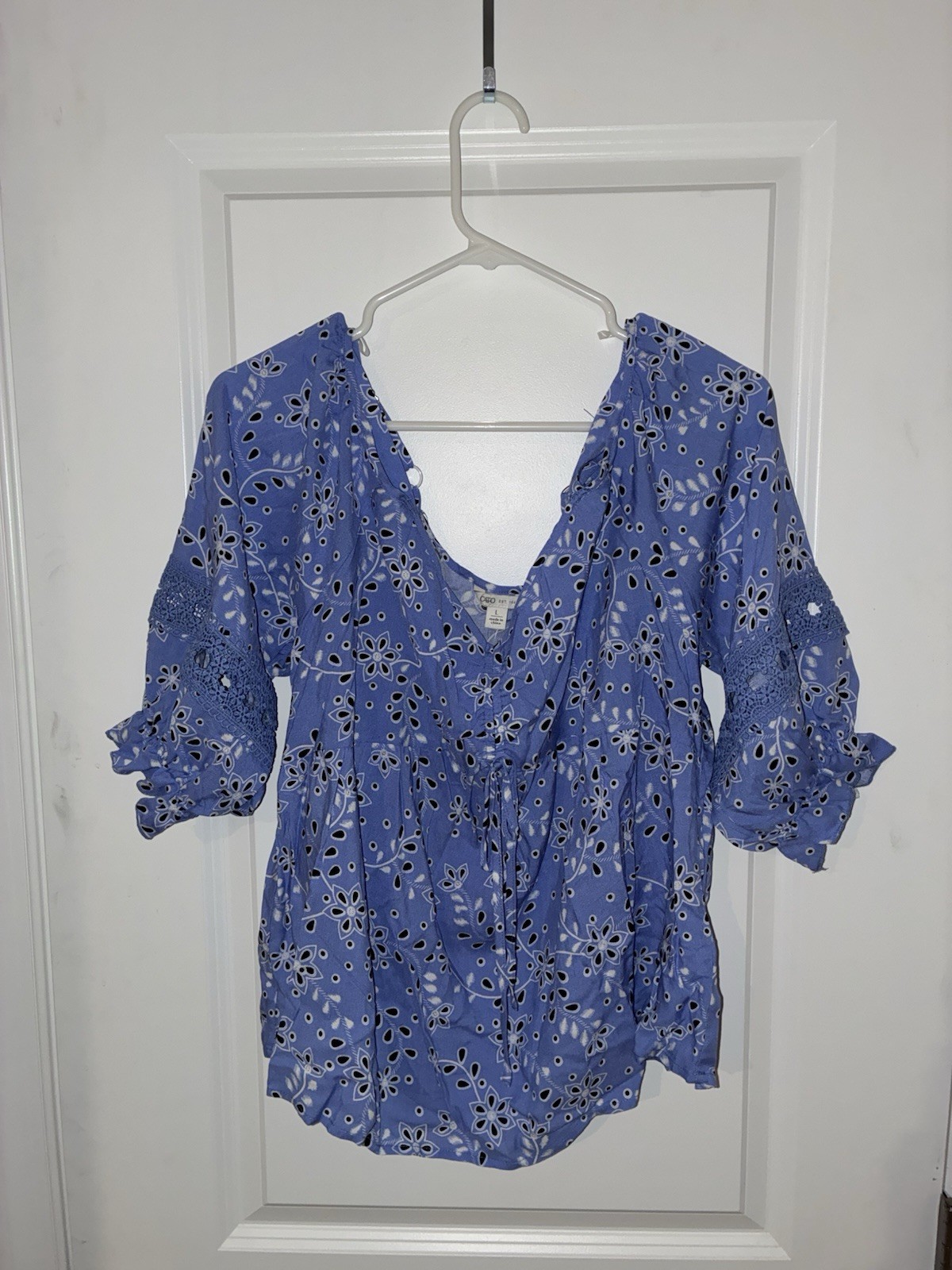 Cato Periwinkle Blue Floral Eyelet Lace Blouse Women’s Large