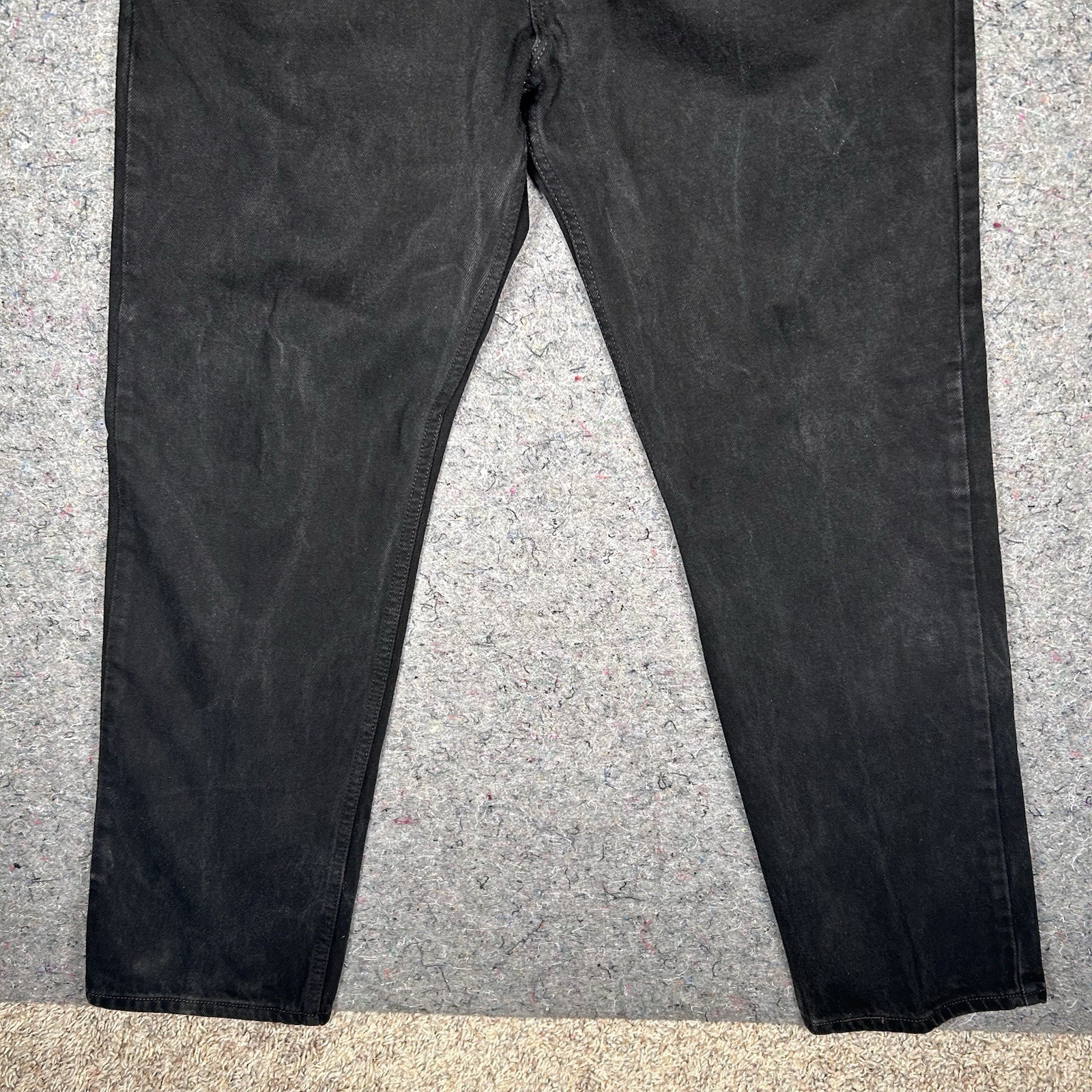 Vintage Y2K 2003 Levi’s 505 Regular Fit Straight Leg Black Denim Jeans 35X32