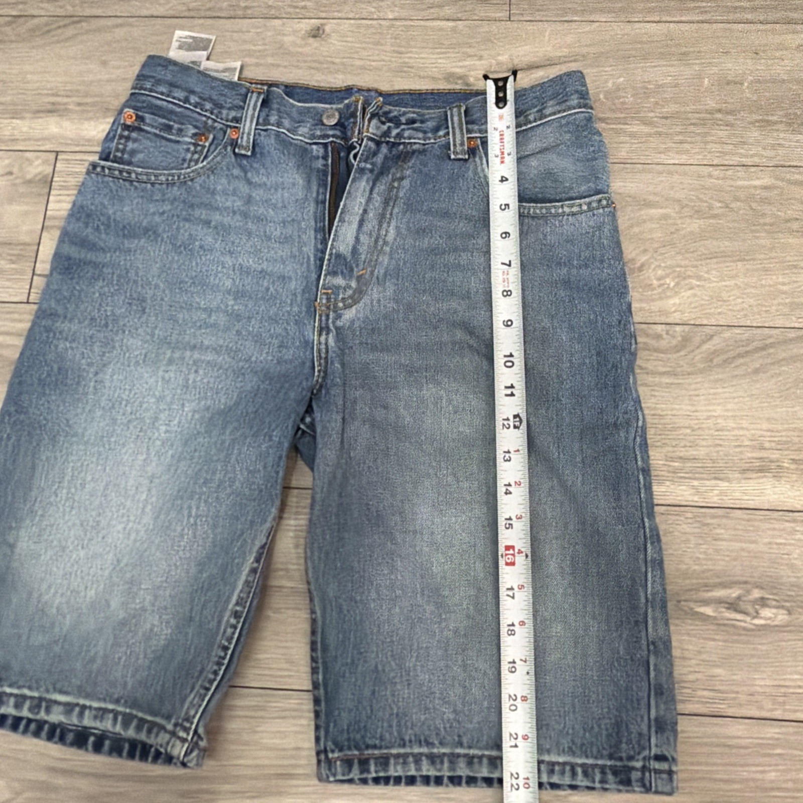 NEW Levi’s 569 Size 30 Light Blue Loose Straight Fit Shorts Falls below knees