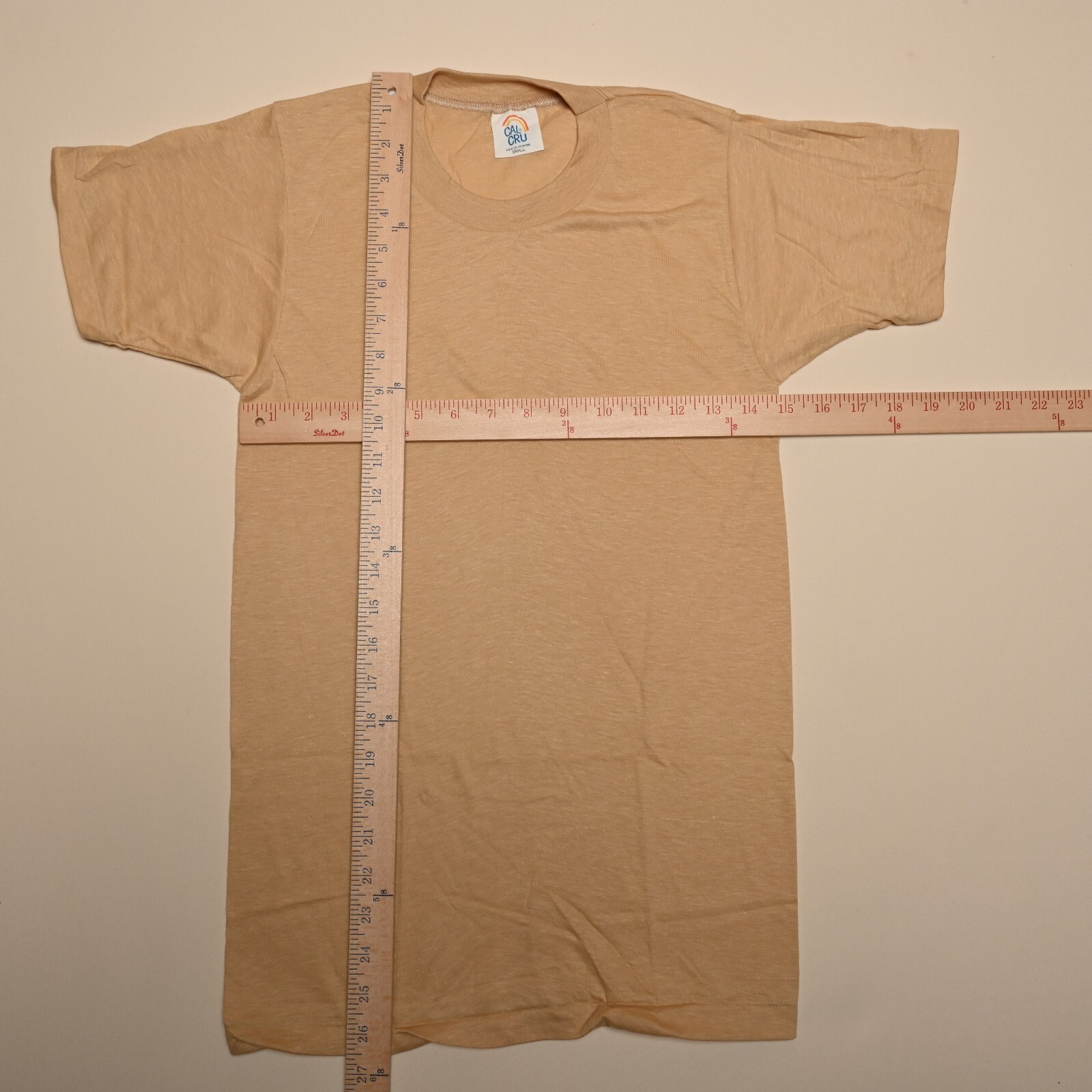 AUTHENTIC VINTAGE 80s Cal Cru Tan Basic Blank Short Sleeve T-Shirt S – 4835