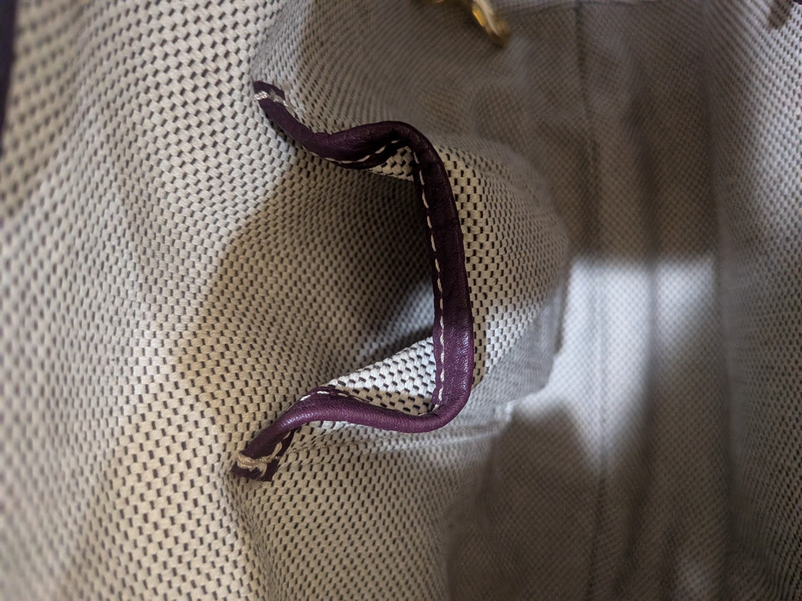Vintage Y2K Bag | Dooney & Bourke Monogram Shoulder Bag – Hobo Style/Plum Color