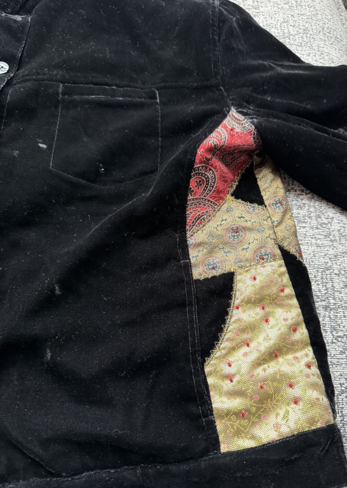 Chico’s Black Velvet Jacket Oriental Asian Tapestry Patchwork Motif Size 3