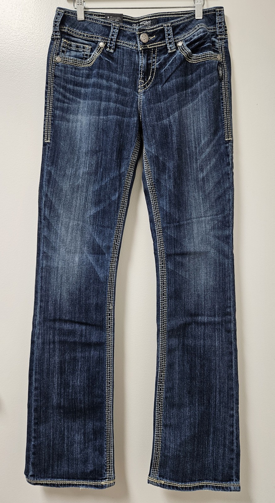 Silver Jeans Women Suki Mid Rise Curvy Fit Relaxed Hip/Thigh Slim Bootcut Leg