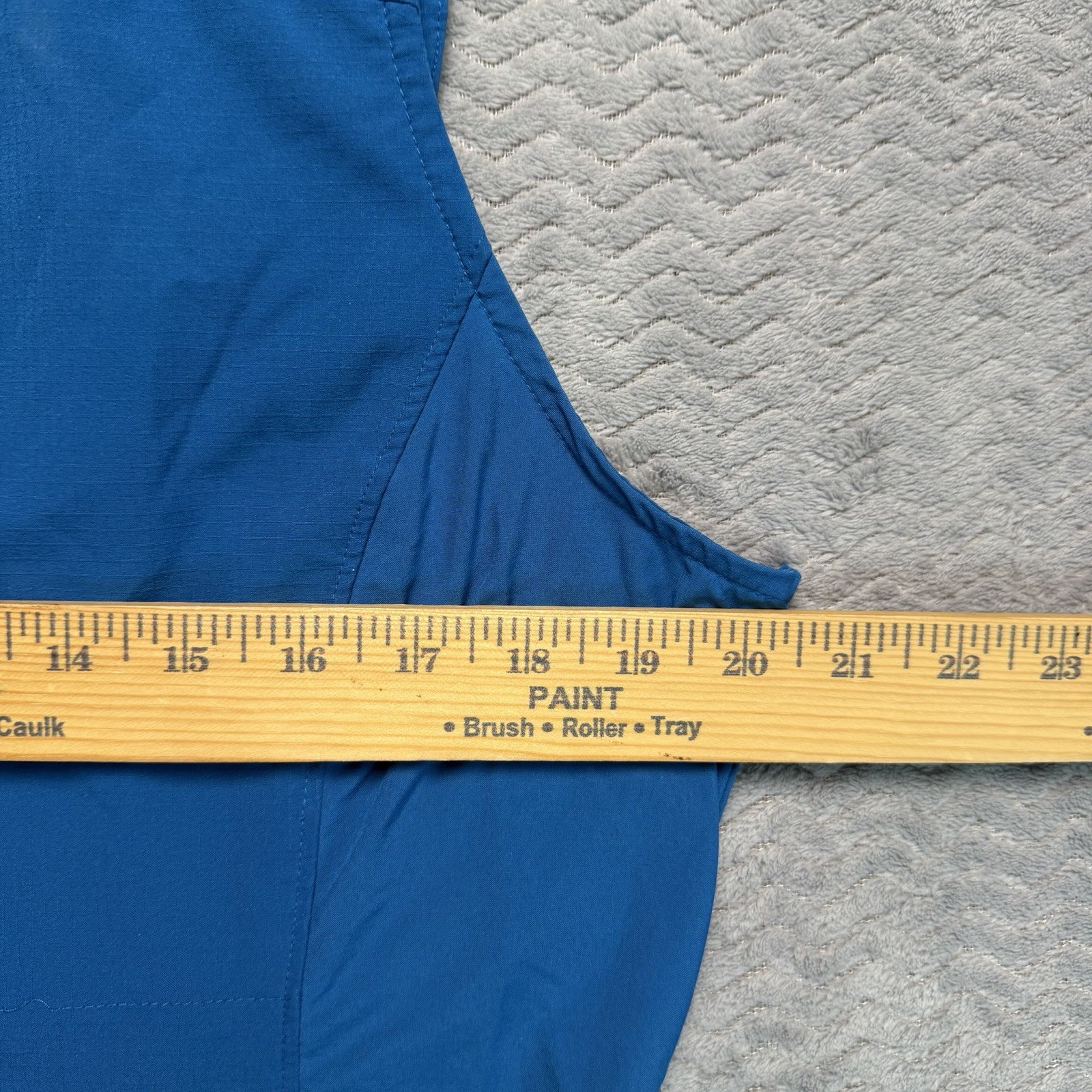 Columbia Shirt Womens Size L Blue Omni Shade UPF 40 Sleeveless Button Vented