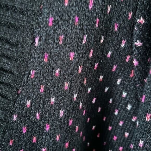 Torrid Sz 2 V Neck Button Front Heart Cardigan Sweater Pink Black Acrylic Blend