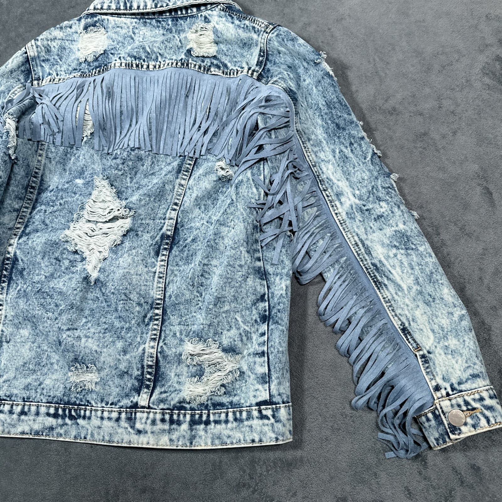 Denim Trucker Jean Jacket Womens Medium Blue Acid Stone Wash Distressed Fringe