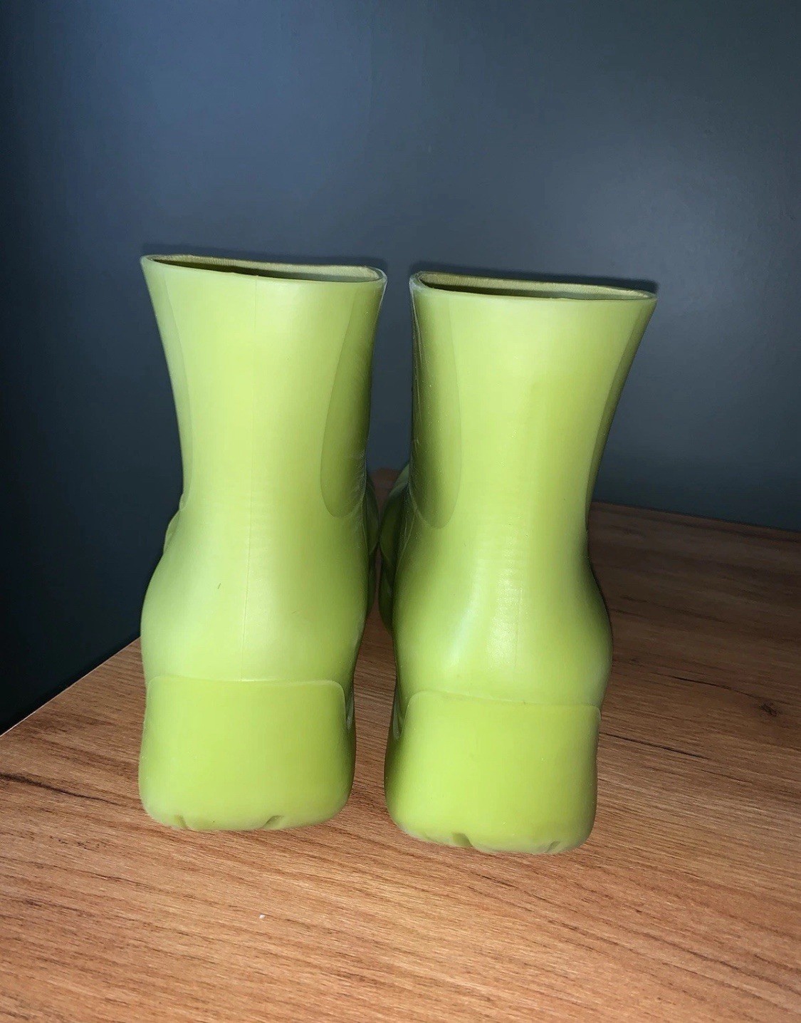 Bottega Veneta Kiwi Puddle Boots Ankle Kiwi Size 39 Made In Italy Box Included