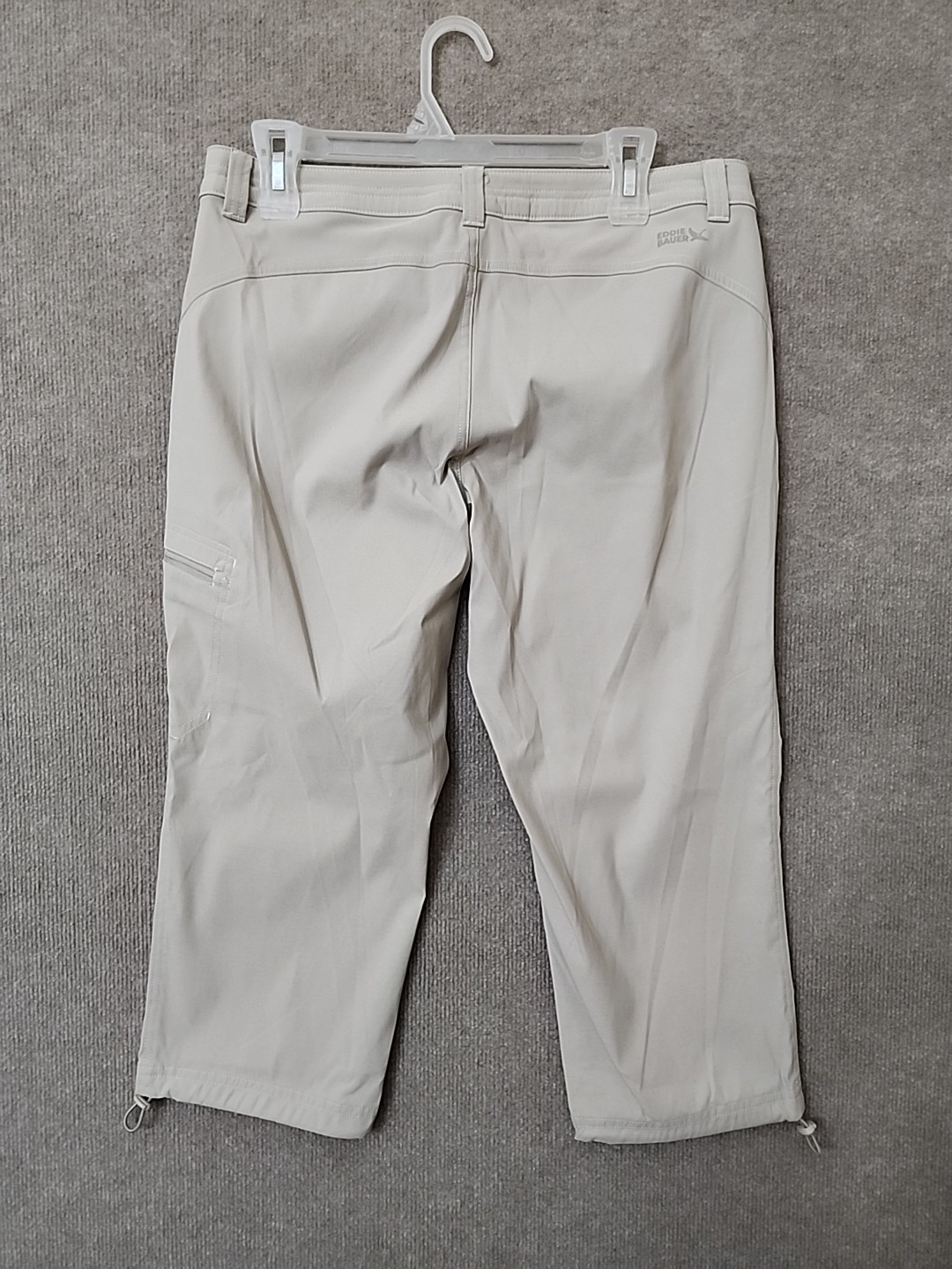 Eddie Bauer Rainier Capri Pants Womens 8 Pumice Nylon Stretch Hiking UPF 50+