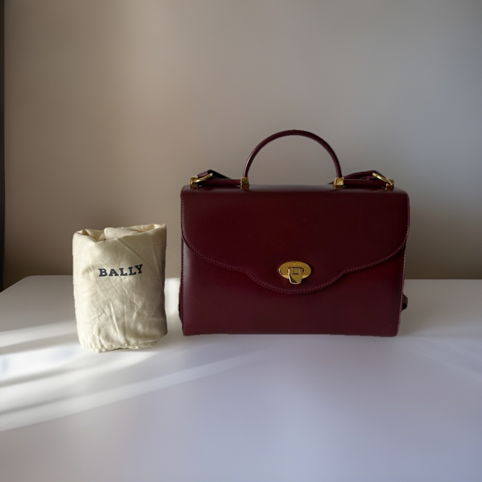 Authentic BALLY Hand bag Burgandy Leather From Japan 01058