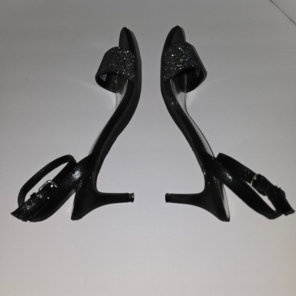FIONI Silver and Black Heels for Stylish Occasions