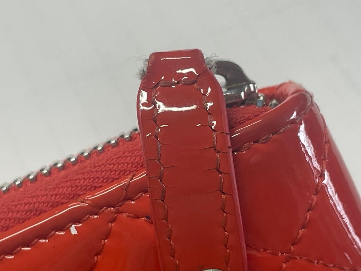 Authentic CHANEL CC Matelasse Patent Leathe Zip Around Zippy Long Wallet S#53179