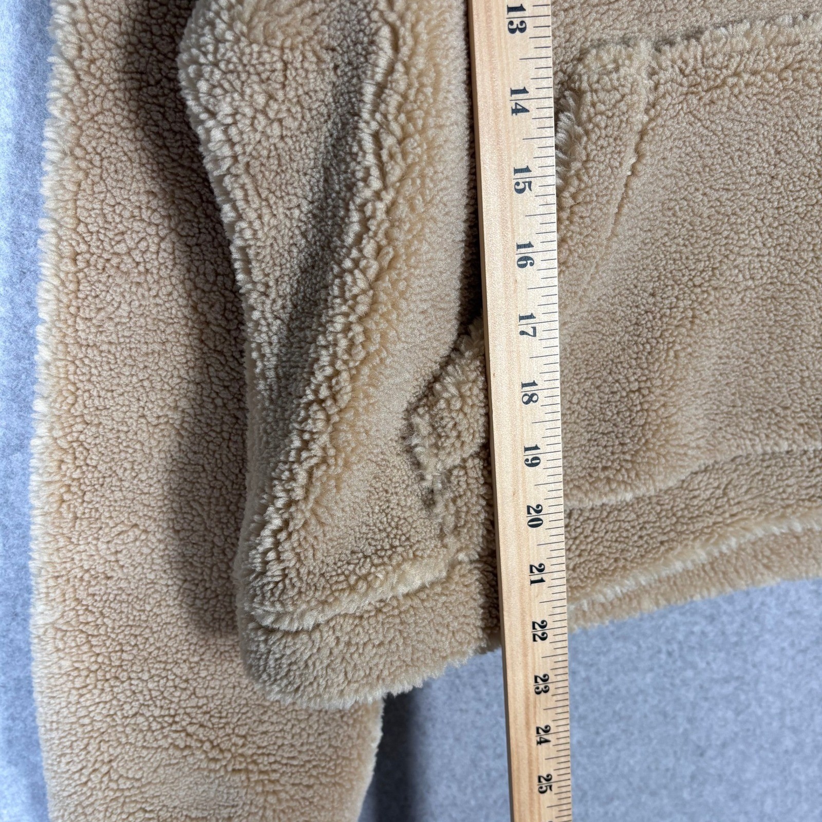 Empyre Sherpa Teddy Pullover Large Rose Embroidered Emma Chamberlain Cozy Grunge