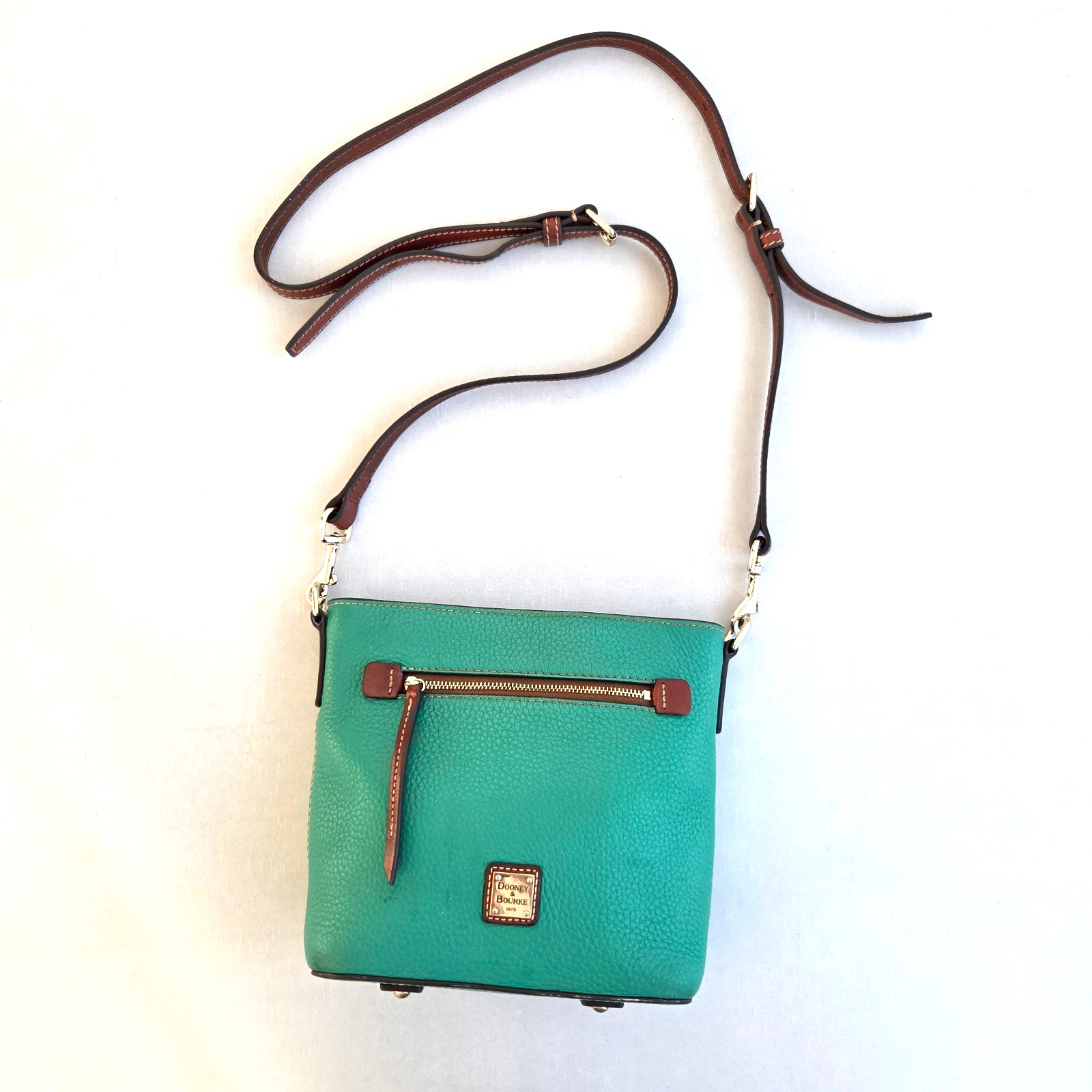 Dooney & Bourke Spearmint Green Pebble Grain Leather Zip Crossbody Purse Bag