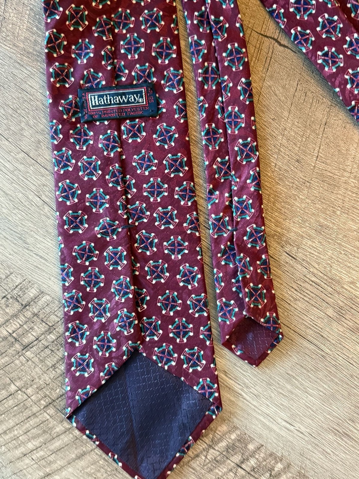 Hathaway Men’s Burgundy Geometric Print Necktie