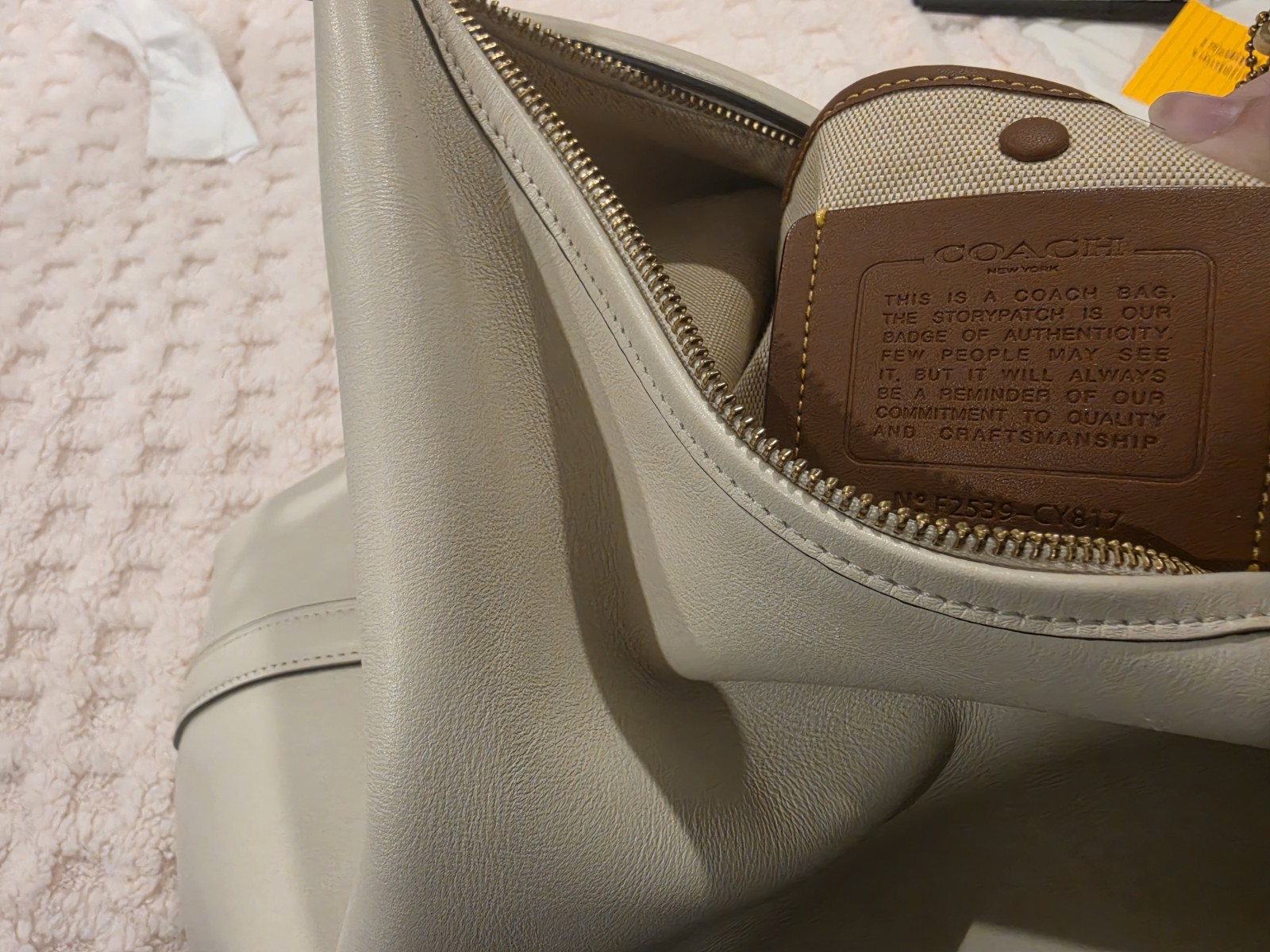 Coach Juliet Shoulder Bag 38″ Brass/Chalk White Glovetanned Leather