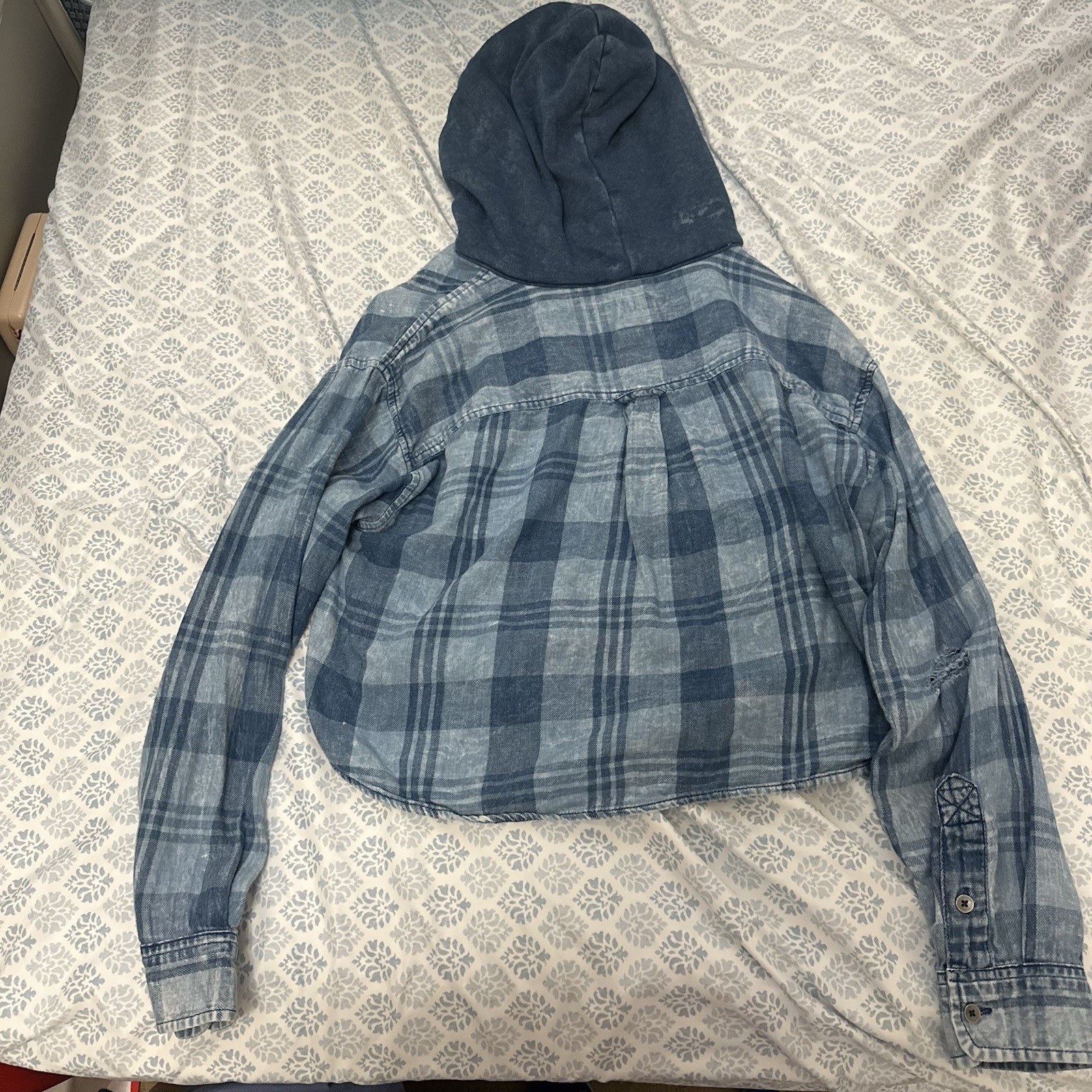 Preloved Womens Small American Eagle Ripped Cropped Plaid Hooded Blue Pockets