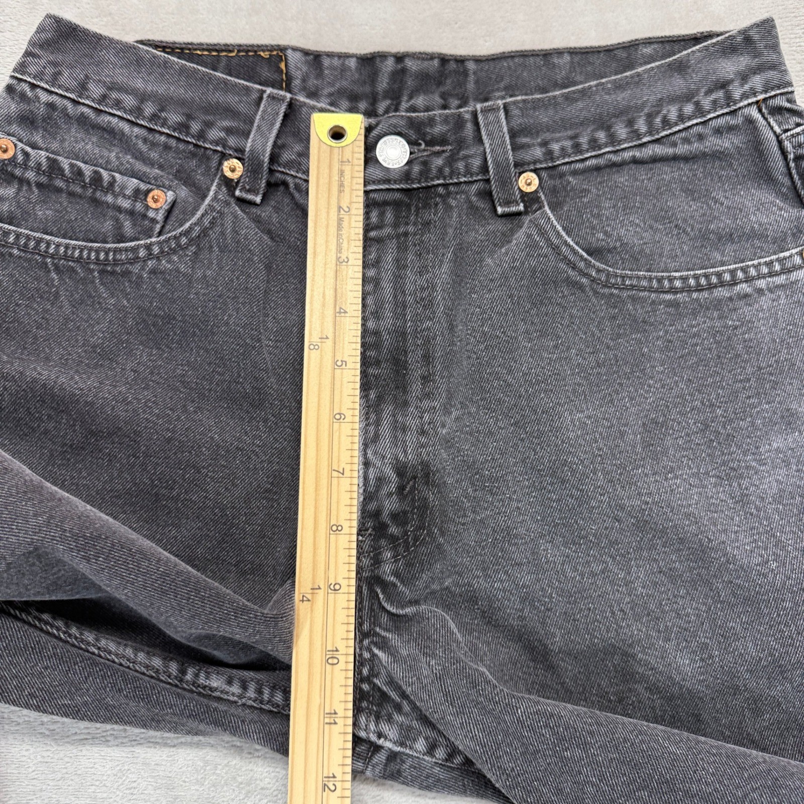 Vintage Levi’s 550 Jeans Mens 34×34 Black Relaxed Fit Tapered Leg 90s Streetwear
