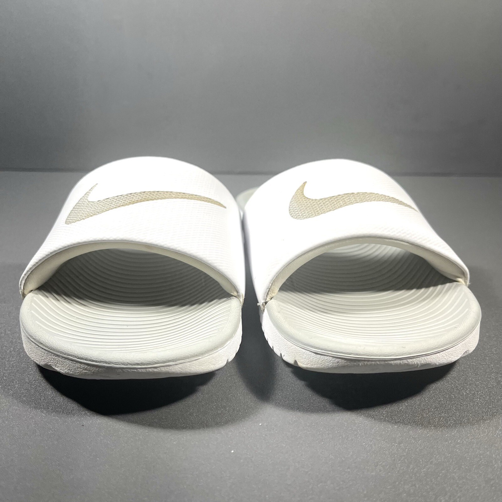 Nike Victori One Slide Men US 7 White Gray Sandal Outdoor Textured Swoosh