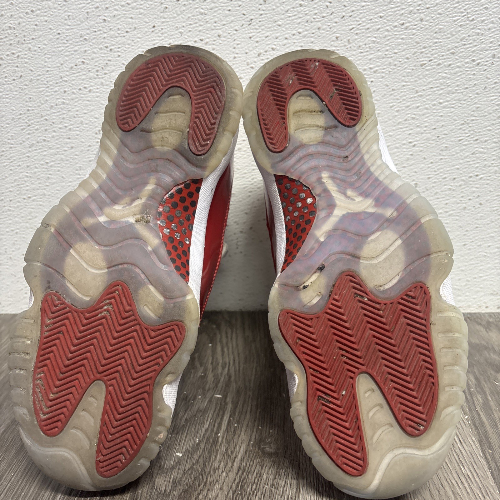 Nike Air Jordan 11 Retro High ‘Cherry’ Men’s Sneakers Size 10 #2R2A