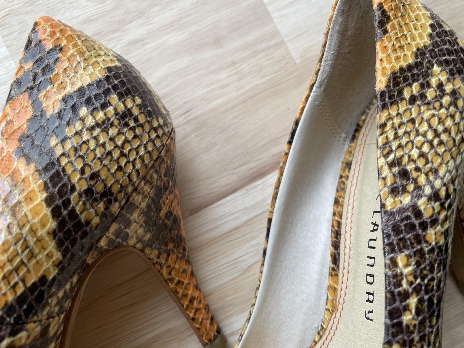 CHINESE LAUNDRY Shoes Womens Size 7 Count Down Snake Skin Stiletto Heels