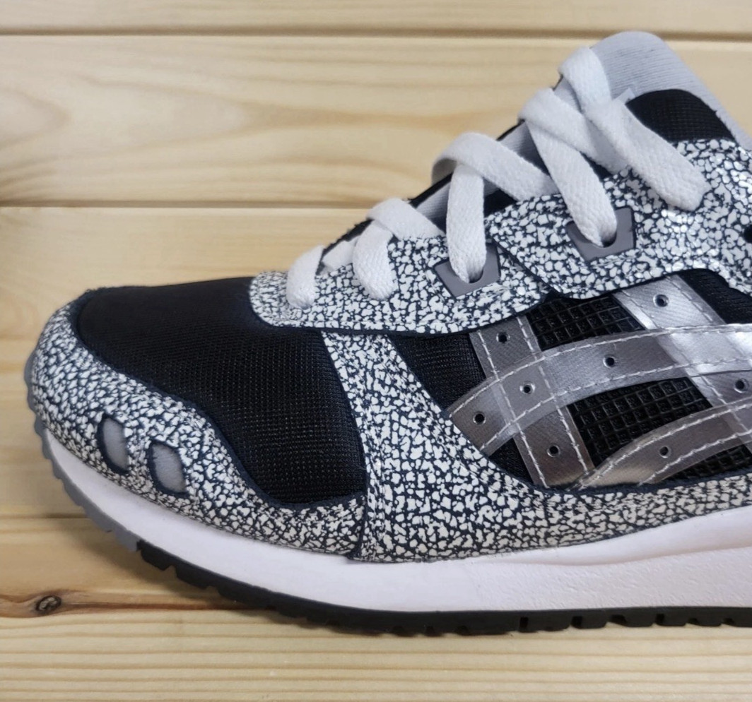 Asics Gel-Lyte III OG Black 1201A742-001 Men’s US size 8 (Authentic Guarantee)