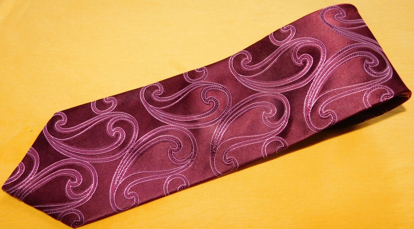 DKNY MADE IN U.S.A. BROWN/RED/LIGHT PINK PAISLEY TIE – TIES – DESIGNER TIES.
