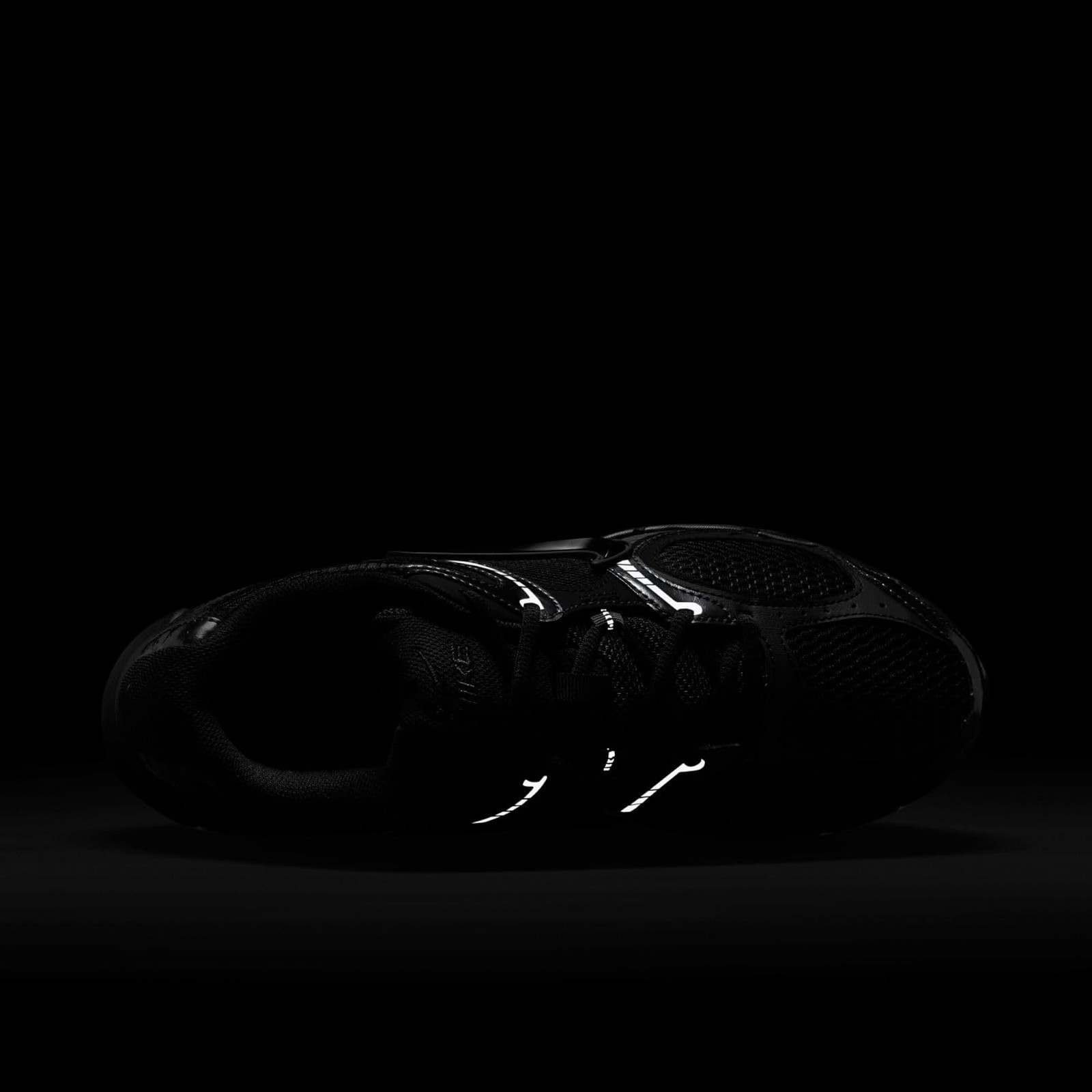 Nike Mens V5 RNR – Black/Black/Anthracite – 11